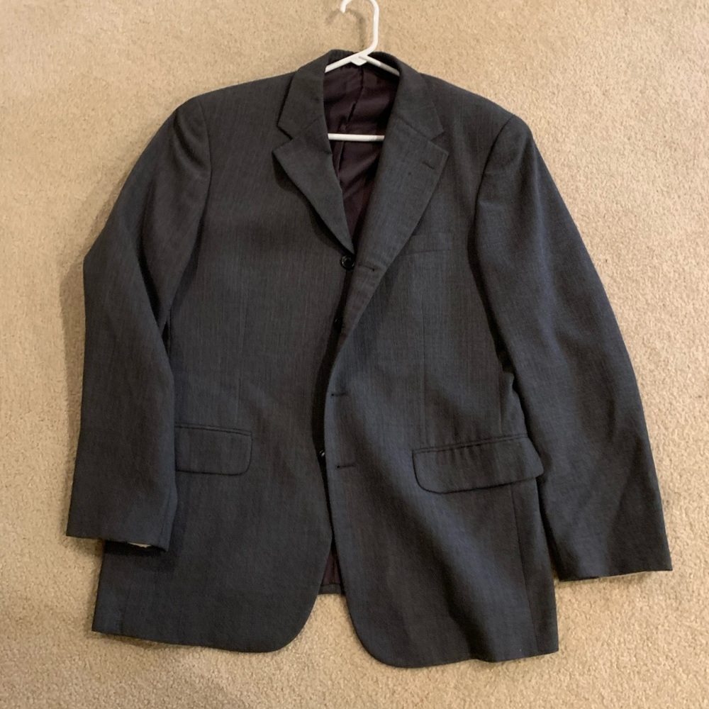 GREY BLAZER